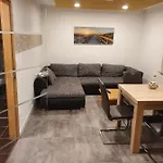 Appartement Exklusive Moderne 2 Zi. In Ruhiger Lage *