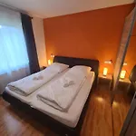 Appartement Exklusive Moderne 2 Zi. In Ruhiger Lage