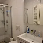 Exklusive Moderne 2 Zi. In Ruhiger Lage Appartement *