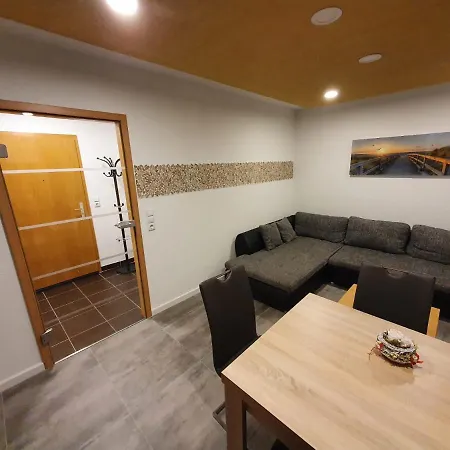 Appartement Exklusive Moderne 2 Zi. In Ruhiger Lage *