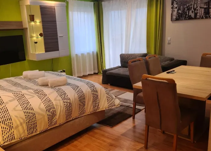 Exklusive Moderne 2 Zi. In Ruhiger Lage 아파트 Schechingen