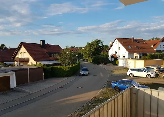 아파트 Exklusive Moderne 2 Zi. In Ruhiger Lage