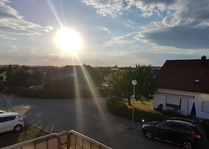 Exklusive Moderne 2 Zi. In Ruhiger Lage 아파트 *